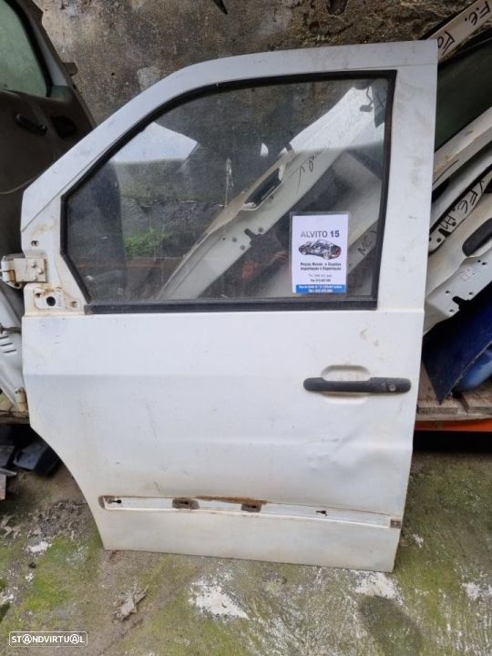 porta frente esquerda Mercedes Vito 2001 - 1
