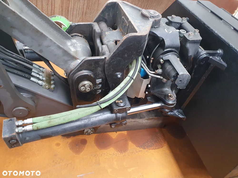 Volvo - 23