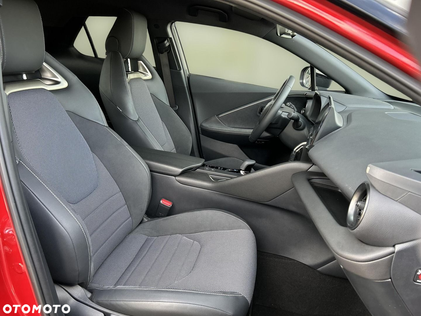 Toyota C-HR - 9