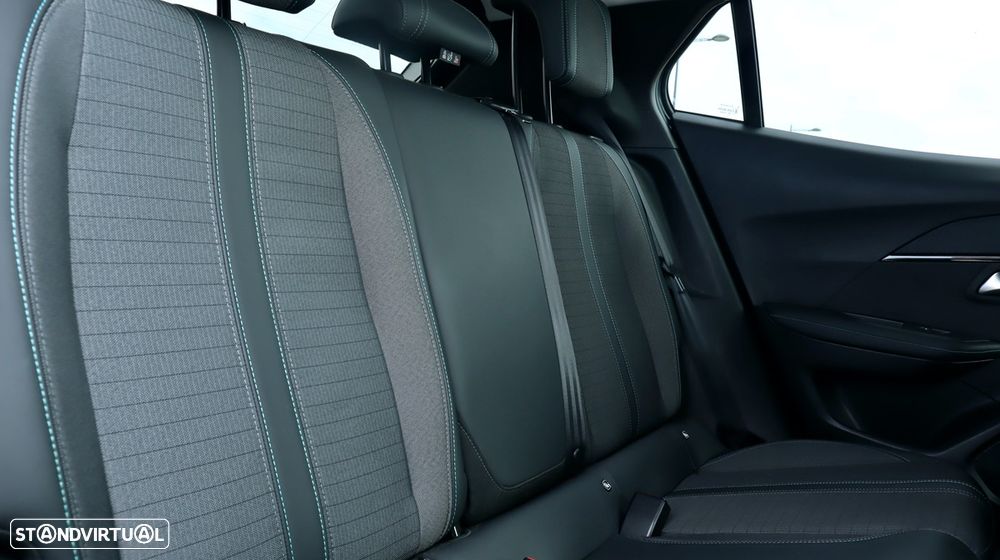 Peugeot 2008 PureTech 100 Allure - 43