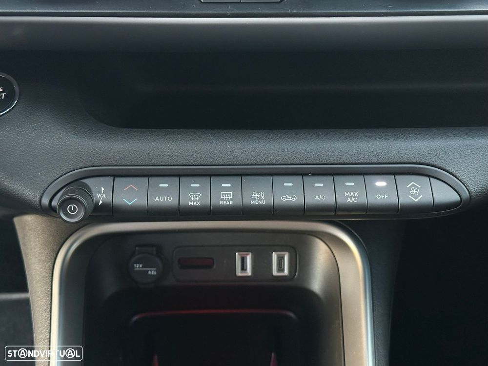 Jeep Avenger 1.2 GSE T3 Summit - 13