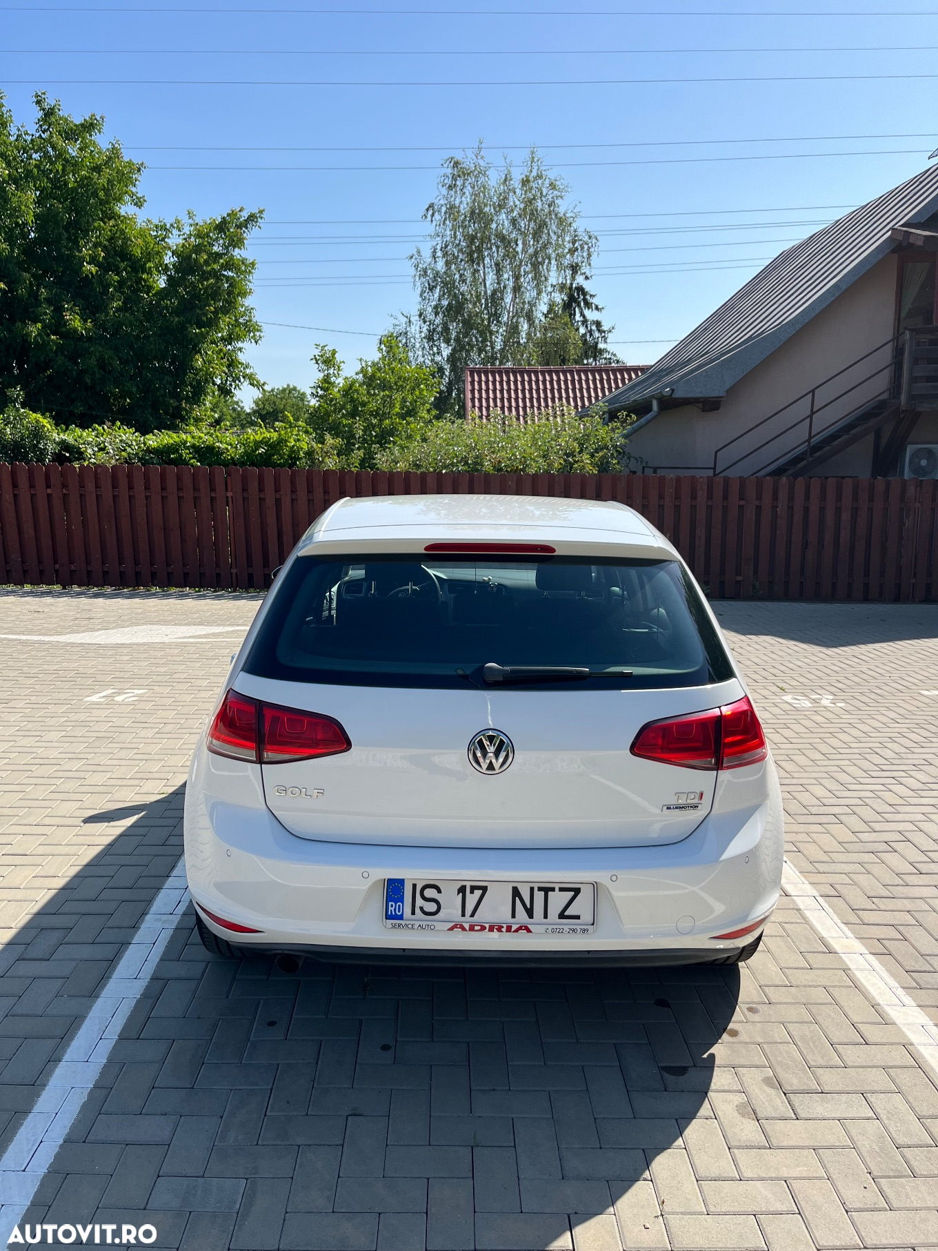 Volkswagen Golf - 12
