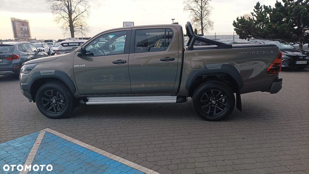 Toyota Hilux 2.8 D-4D Double Cab Invincible 4x4 - 7
