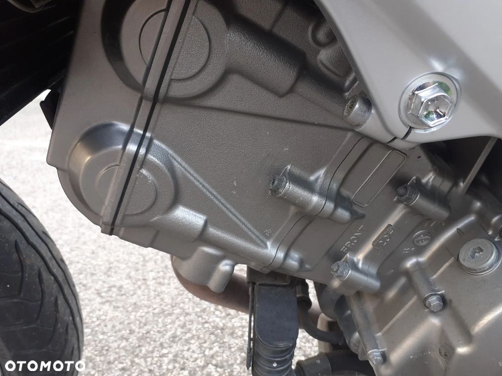 Suzuki SV - 15