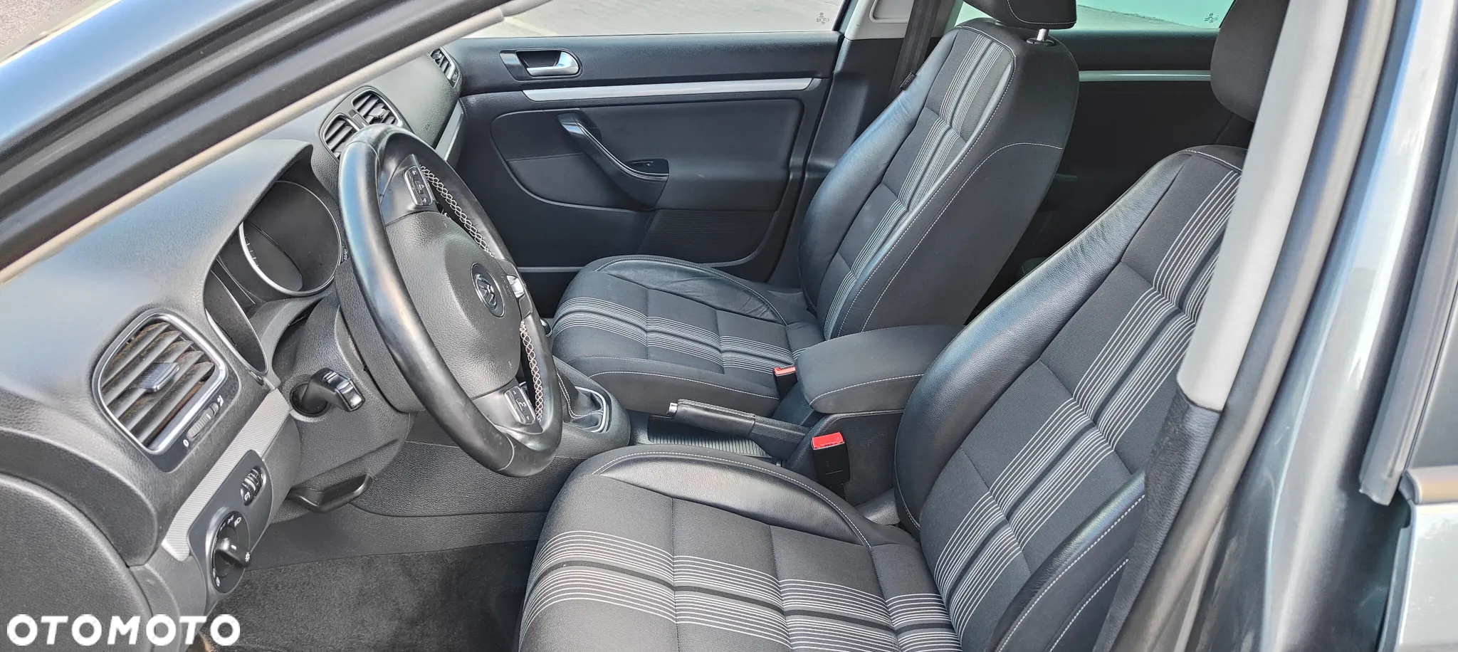 Volkswagen Golf Variant 1.6 TDI DPF MATCH - 25