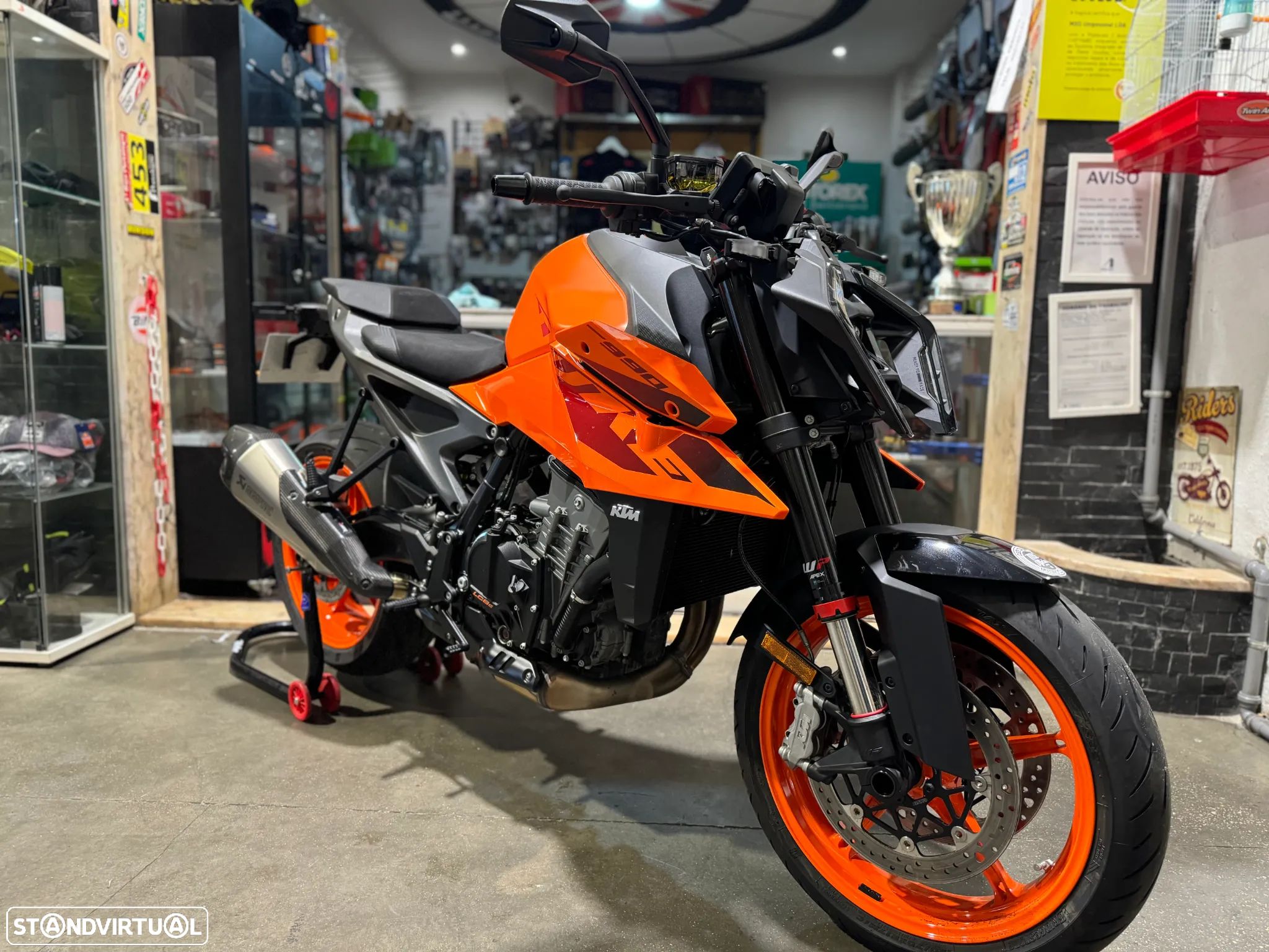 KTM 990 - 1