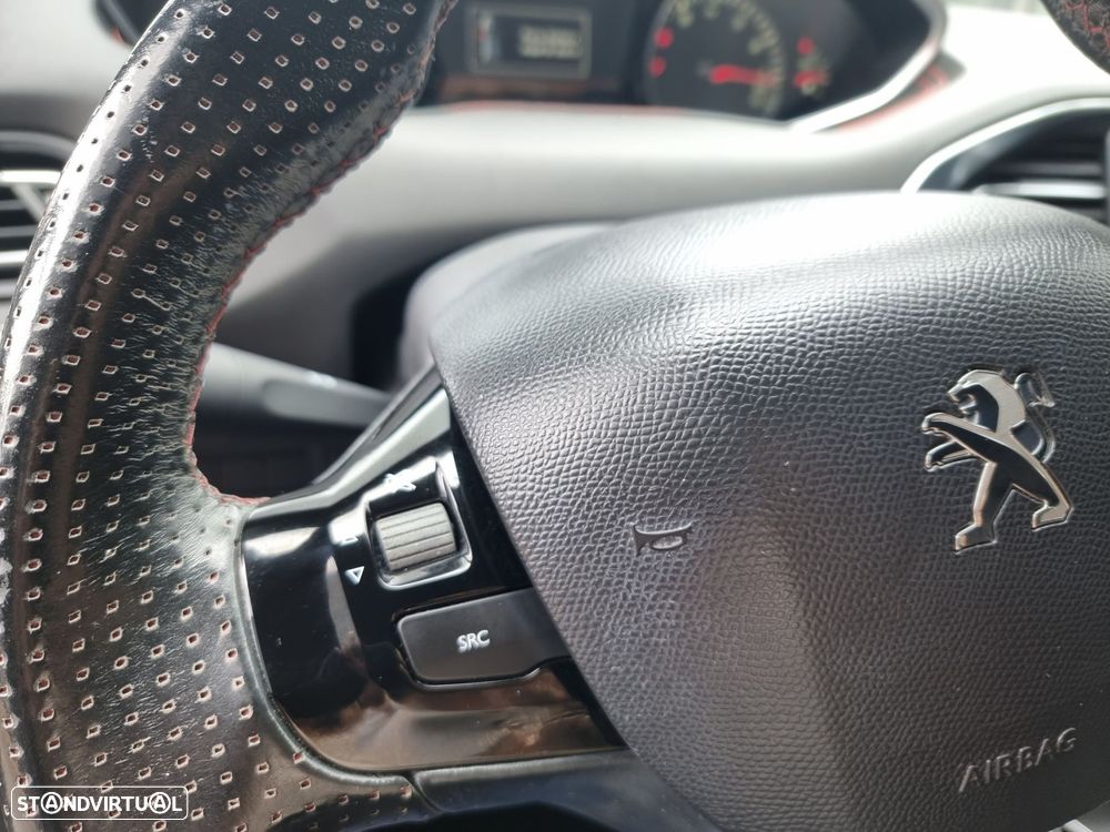 Peugeot 308 1.2 PureTech GT Line - 16