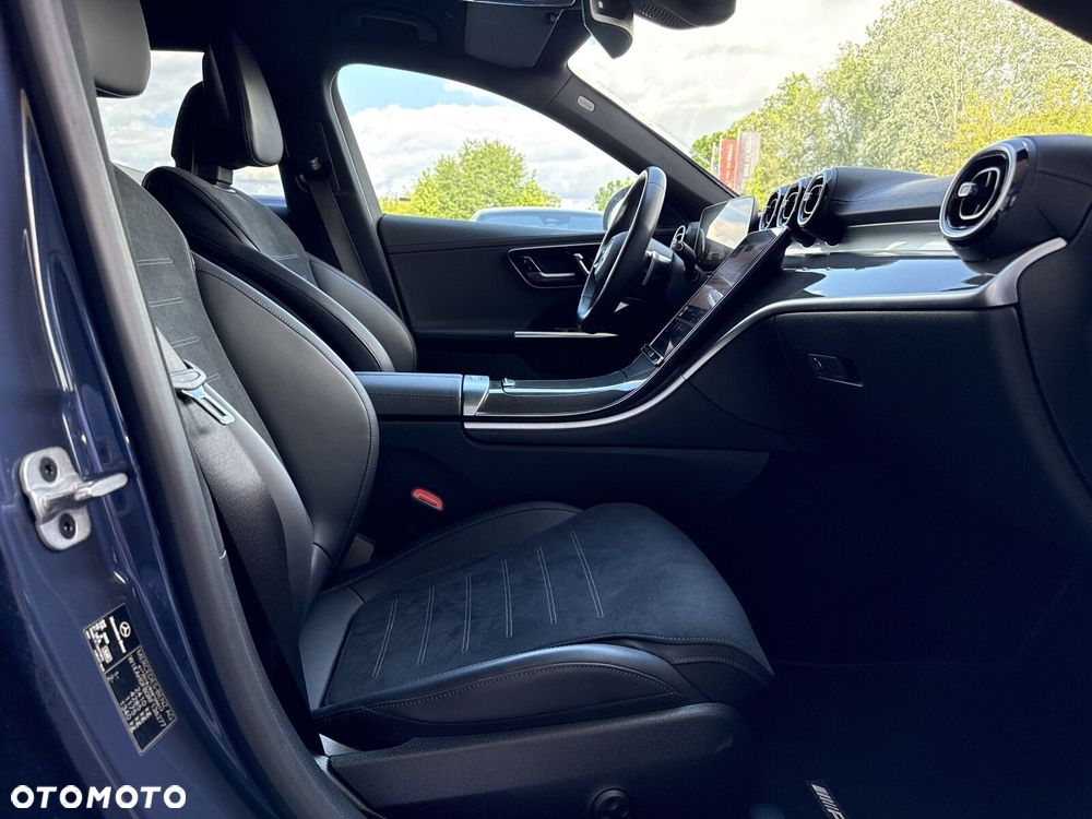 Mercedes-Benz Klasa C 220 d mHEV 4-Matic AMG - 16
