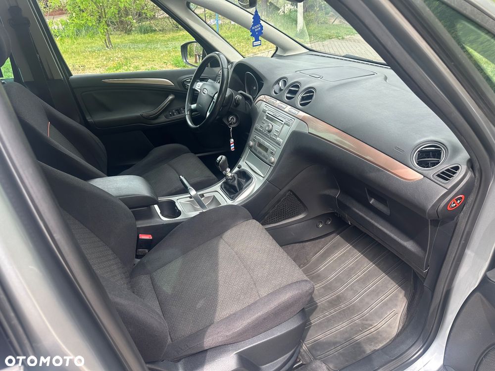 Ford S-Max 2.0 TDCi Ambiente - 26