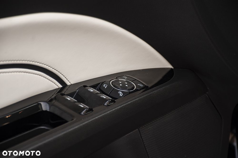 Ford Mondeo 2.0 TDCi STart-Stopp PowerShift-Aut Vignale - 37