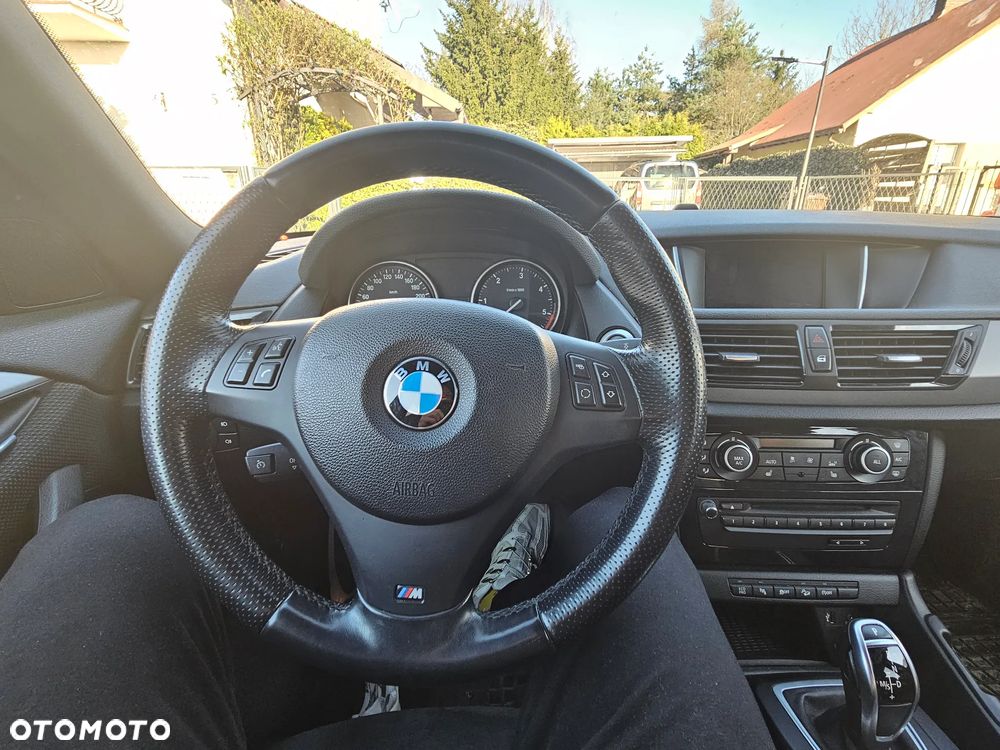 BMW X1 xDrive18d - 11