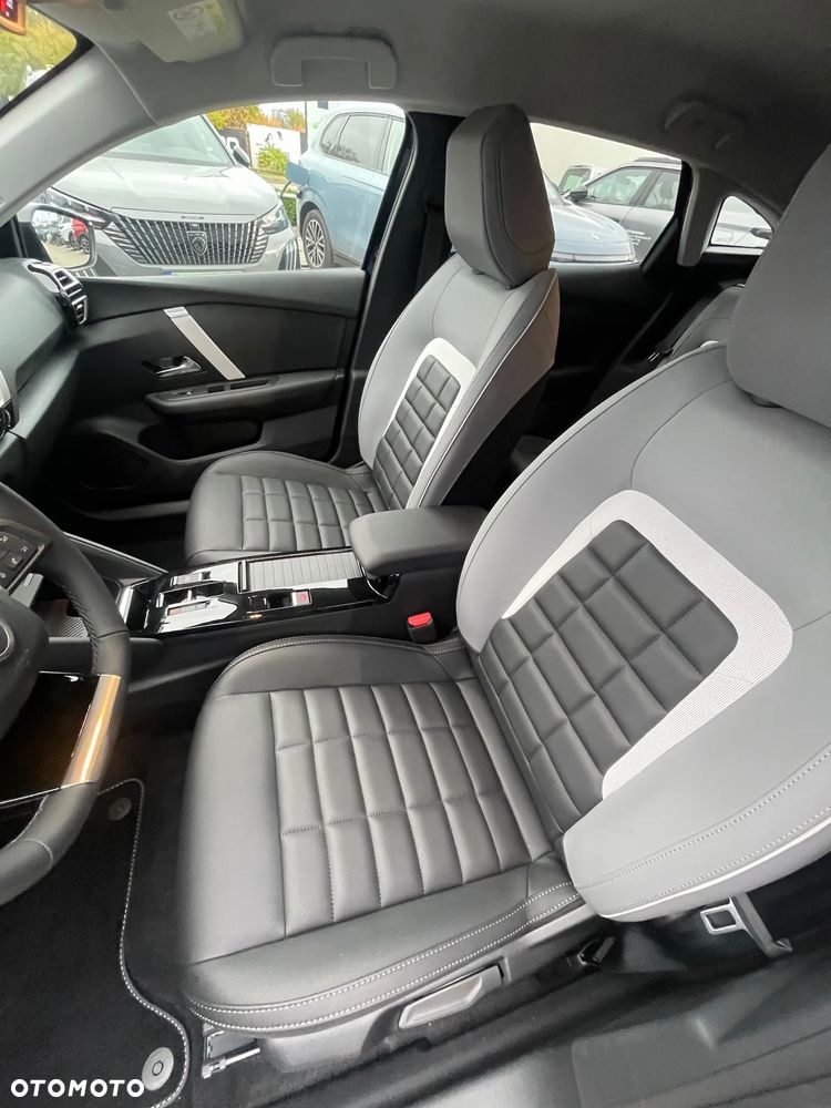 Citroën C4 1.2 mHEV Max eDCT6 - 10