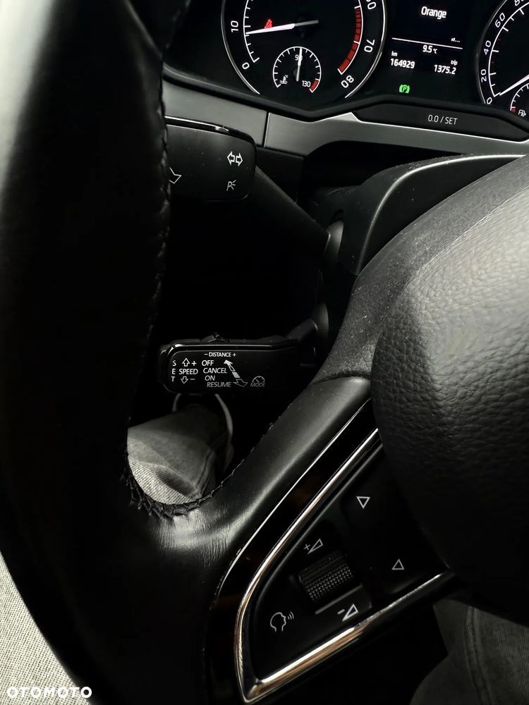 Skoda Superb ver-1-8-tsi-style-dsg - 11