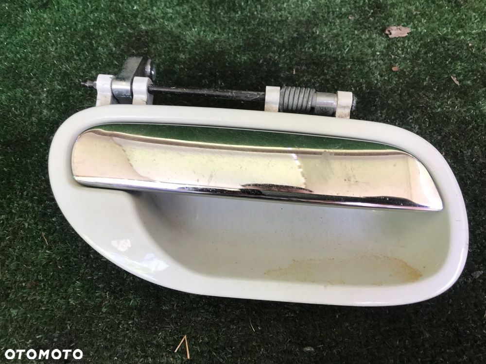 KLAMKA PRAWA TYŁ TYLNA PRZÓD PRZEDNIA VOLVO V40 S40 I LIFT EU WWA