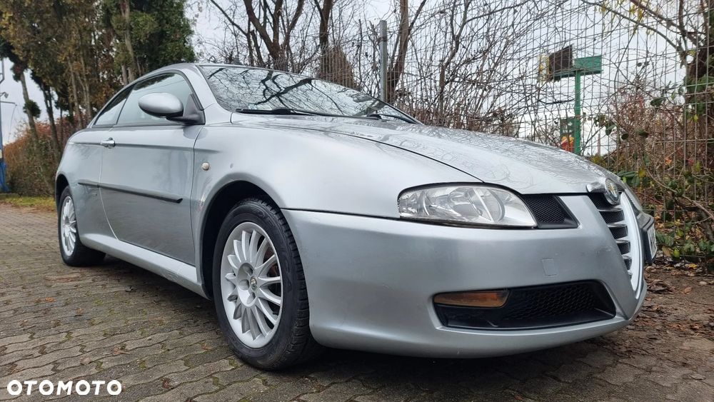 Alfa Romeo GT 2.0JTS Progression - 17