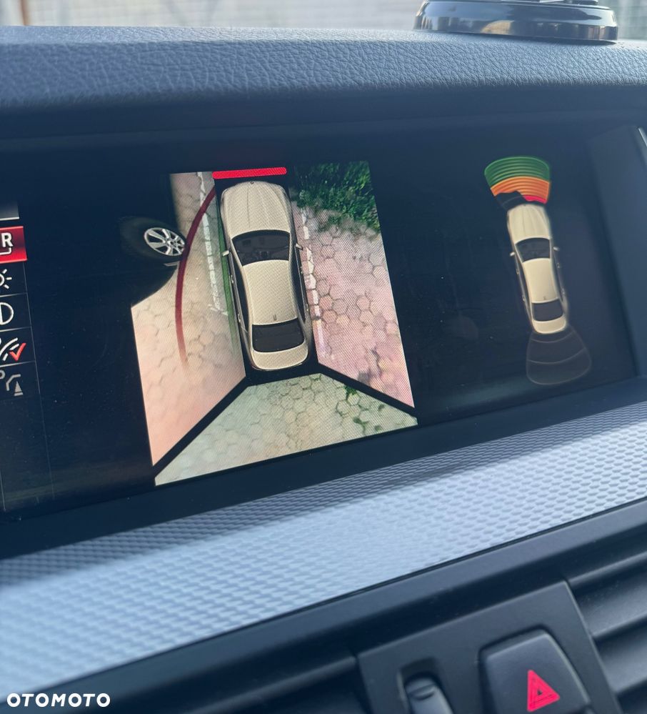 BMW Seria 5 520d xDrive - 22