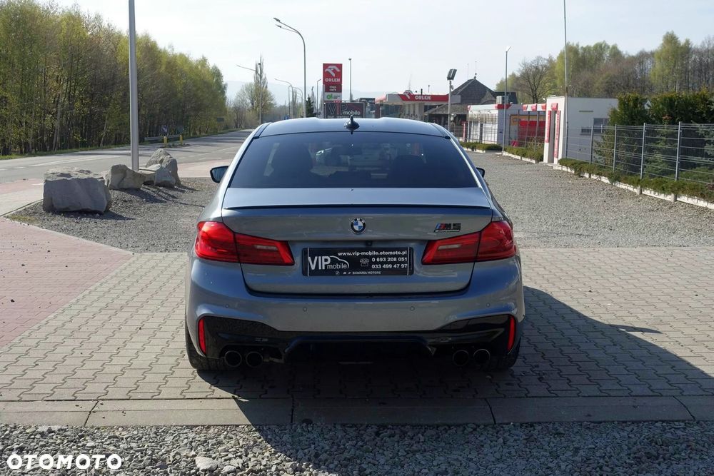 BMW M5 Competition - 6
