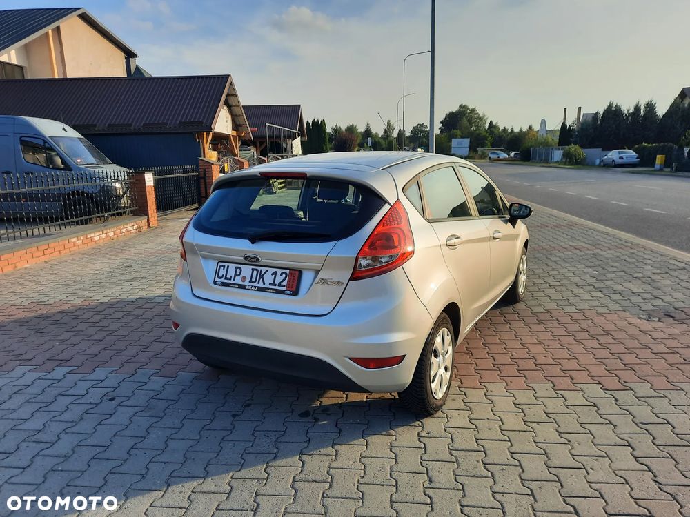 Ford Fiesta 1.4 TDCI Champions Edition - 8