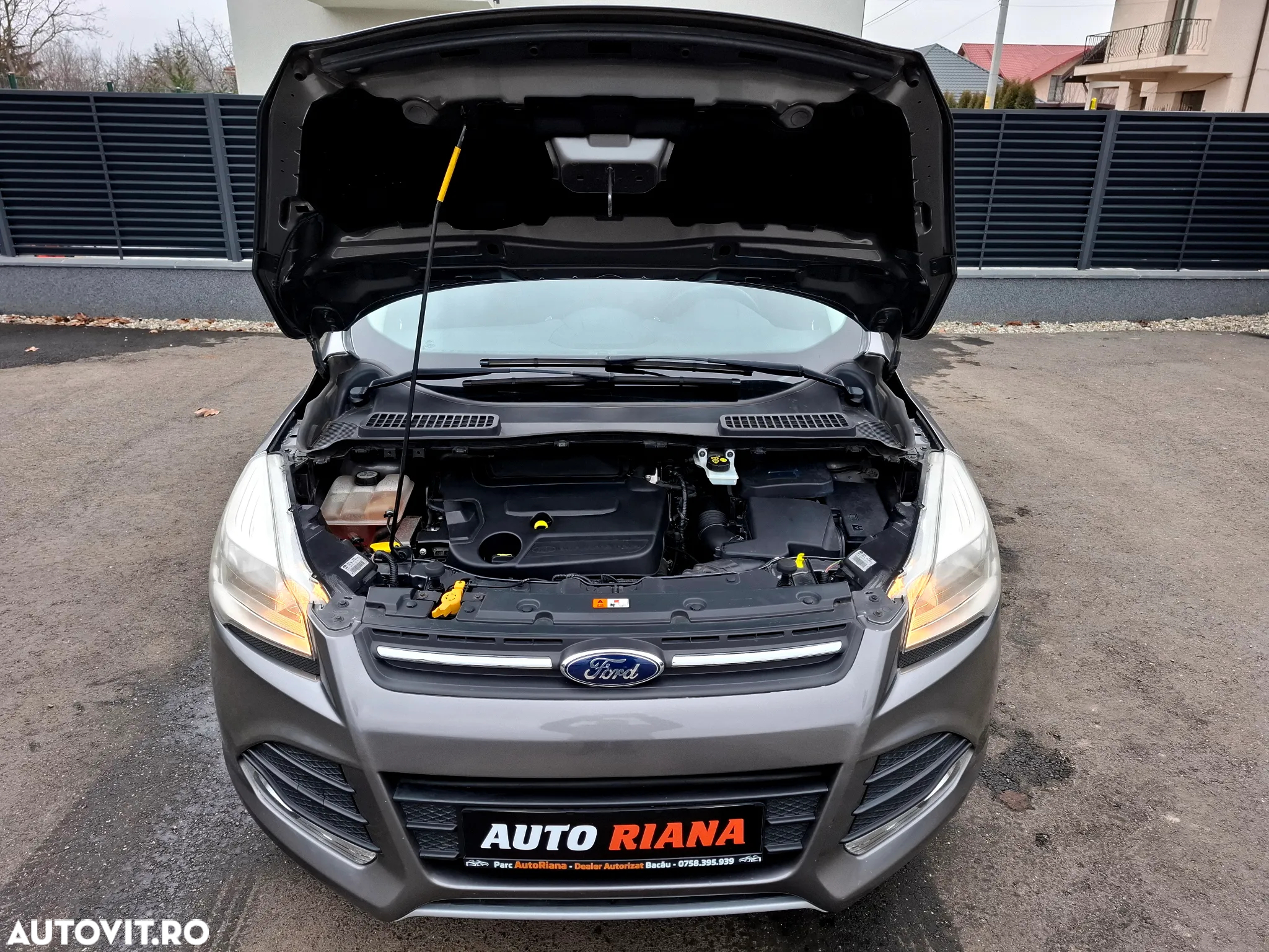 Ford Kuga 2.0 TDCi 2x4 Individual - 14