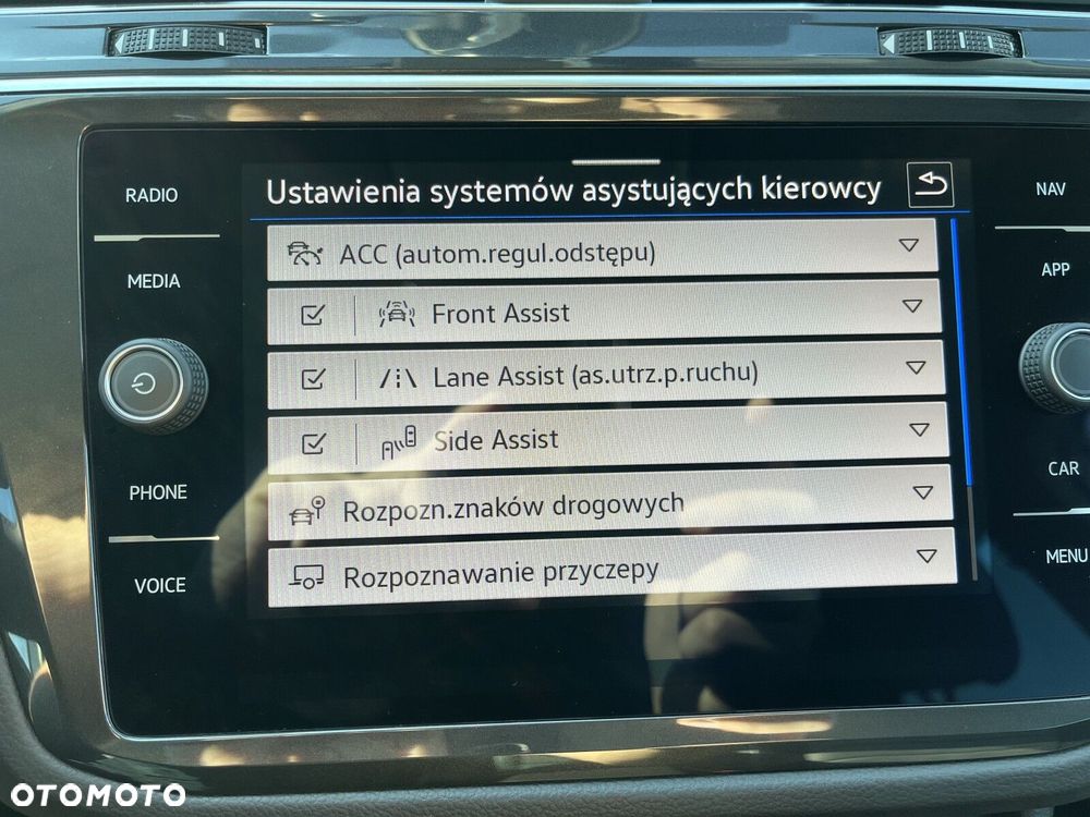 Volkswagen Tiguan 2.0 TSI 4Mot Elegance DSG - 35
