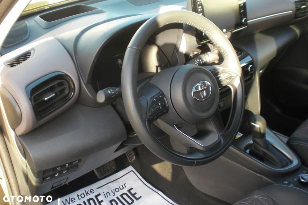 Toyota Yaris Cross 1.5 VVT-i Team Deutschland - 15