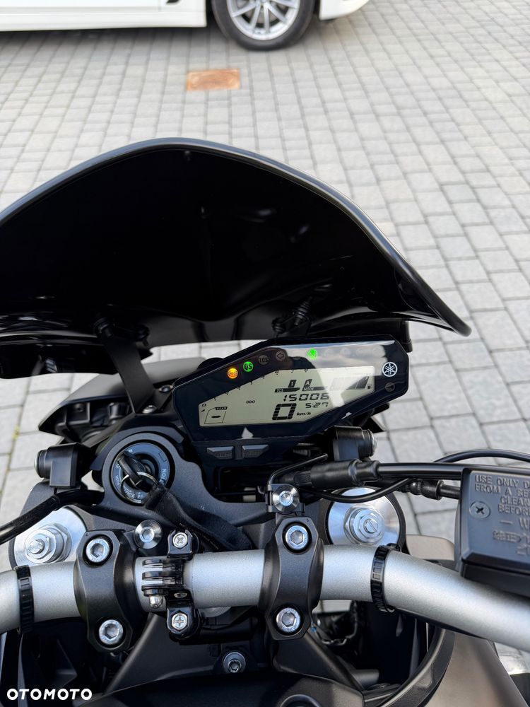 Yamaha MT - 9