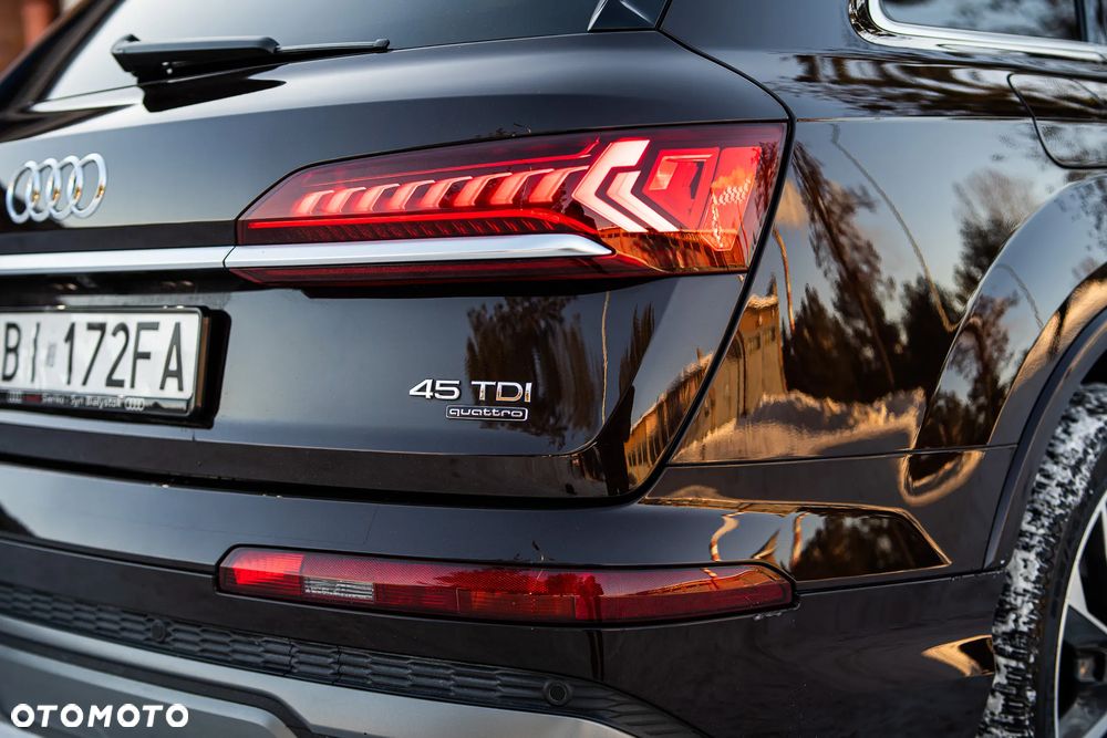 Audi Q7 - 11