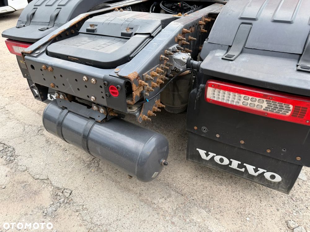 Volvo FH 500 / 3 SZTUKI / HYDRAULIKA + 2 ZBIORNIKI PALIWOWE / GLOBETROTTER / EURO 6 / LODÓWKA / DŁUGA RAMA / DOSTĘPNE 3 SZTUKI !! - 25