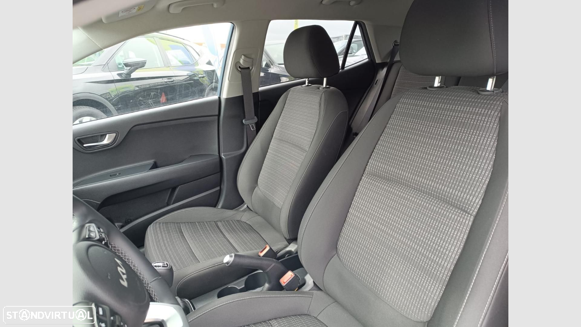 Kia Stonic 1.0 T-GDI Drive - 7