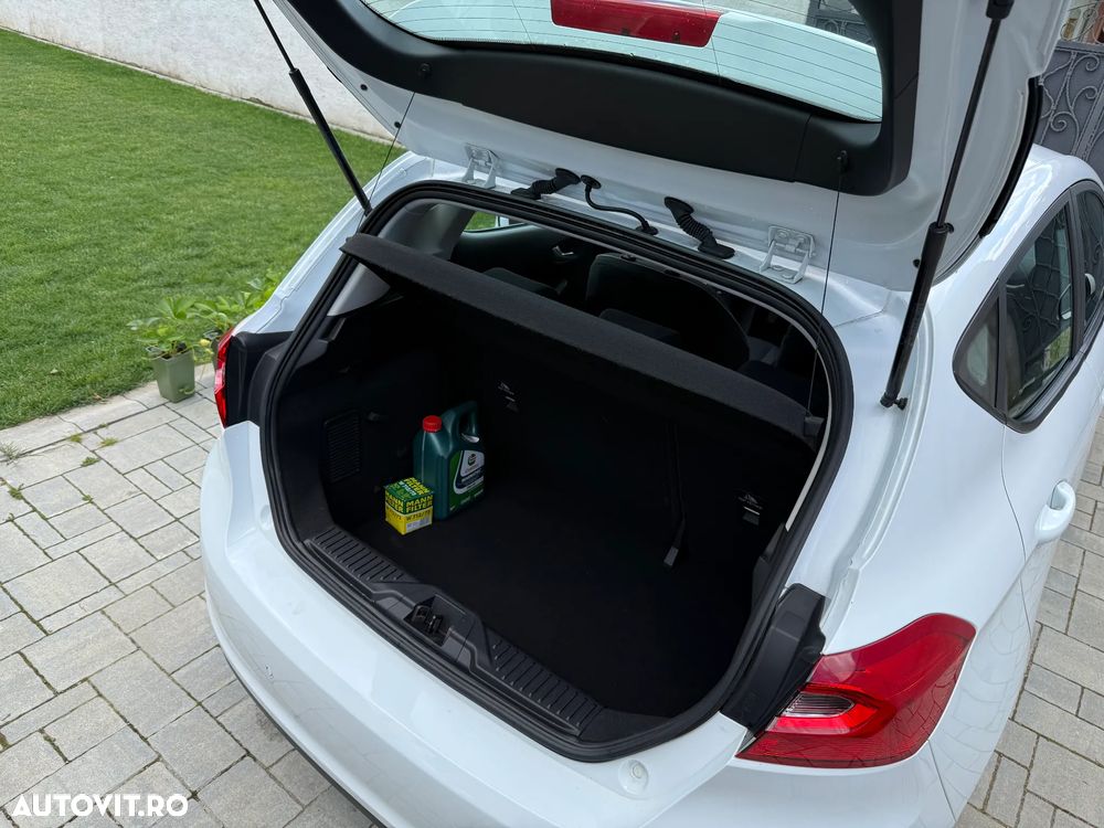 Ford Fiesta 1.1 S&S COOL&CONNECT - 6