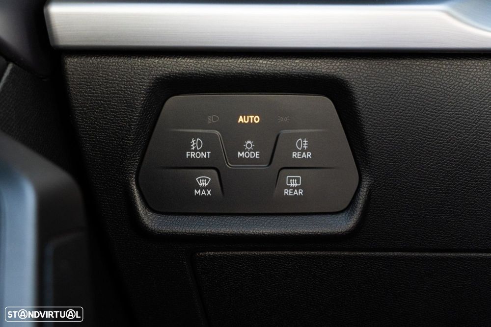SEAT Leon 1.5 TSI FR - 23