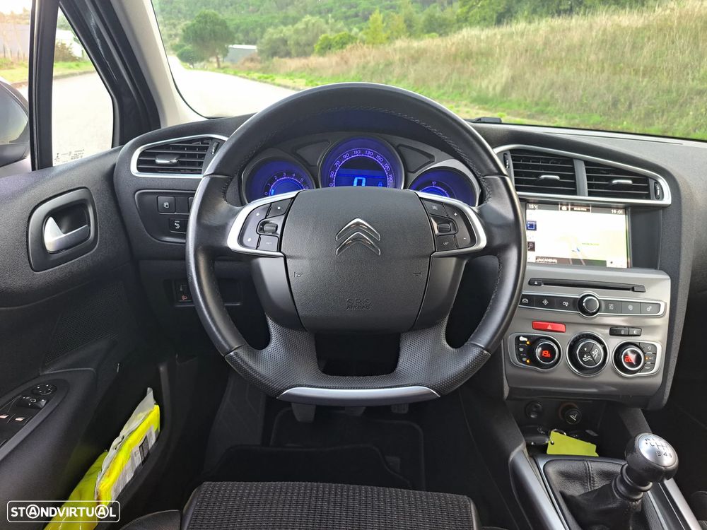 Citroën C4 1.2 PureTech Shine - 20