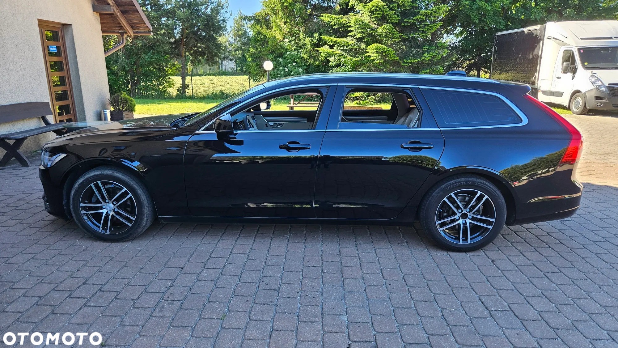 Volvo V90 D4 Momentum - 6