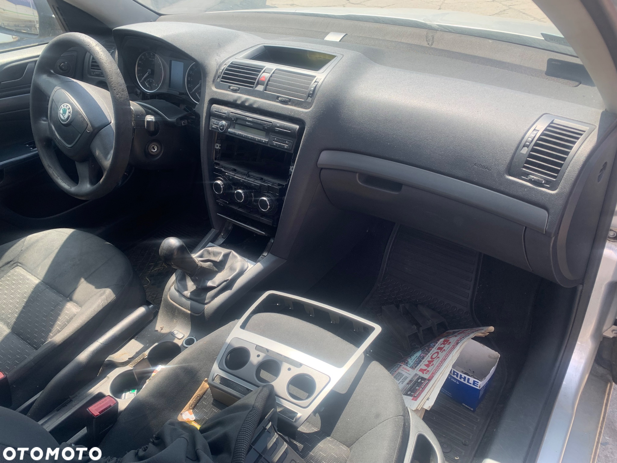 Skoda octavia 2 lift cala na części LA7W srebrna - 9
