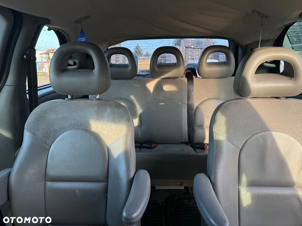 Chrysler Voyager 2.8 CRD Automatik Comfort - 18