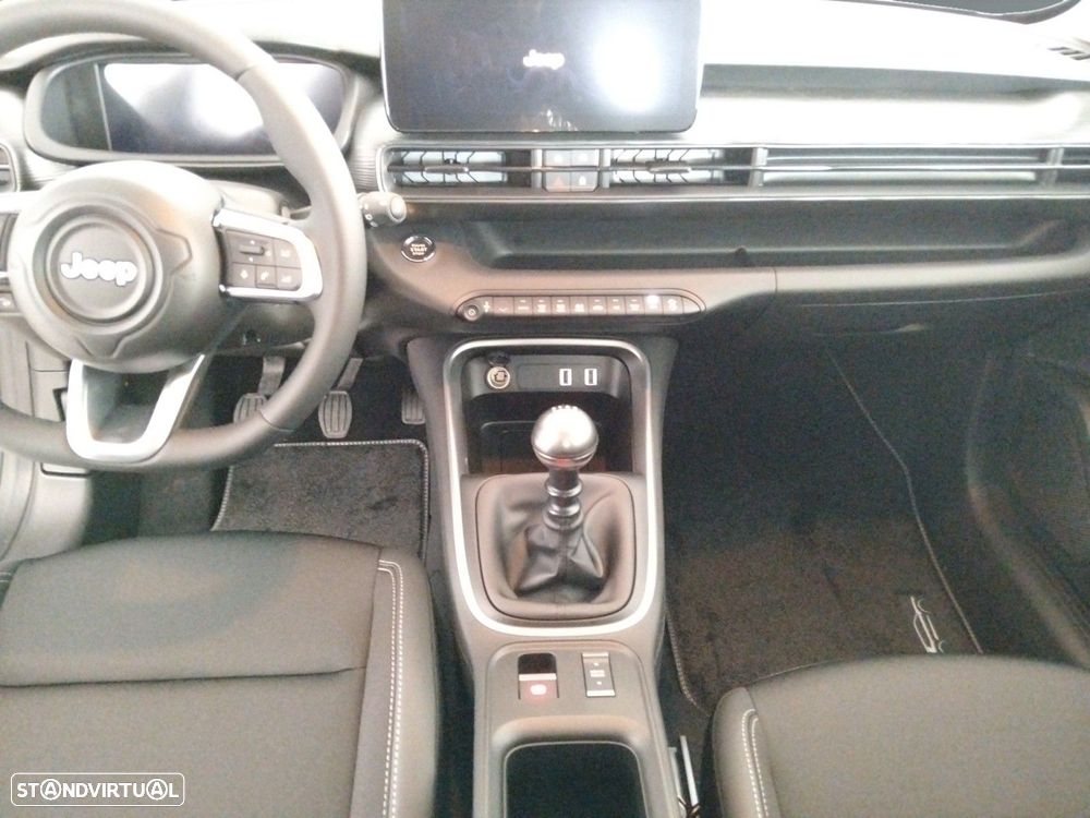 Jeep Avenger 1.2 GSE T3 Altitude - 12
