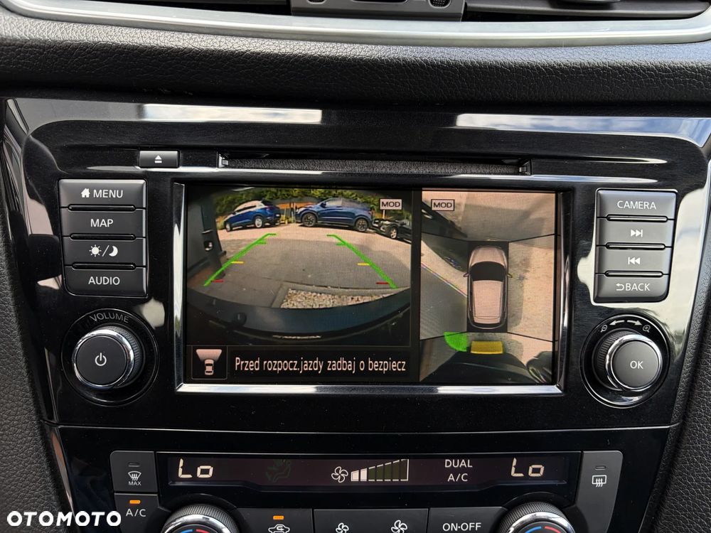 Nissan Qashqai 1.3 DIG-T DCT N-CONNECTA - 24