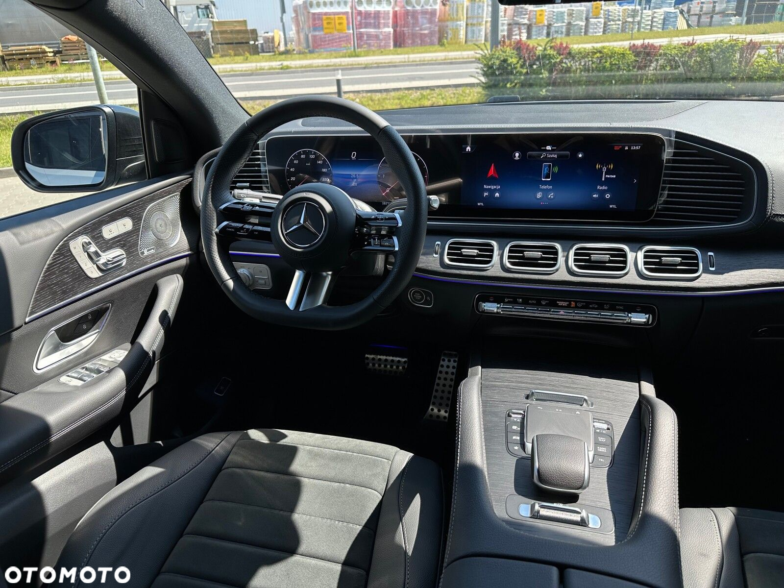 Mercedes-Benz GLE - 13