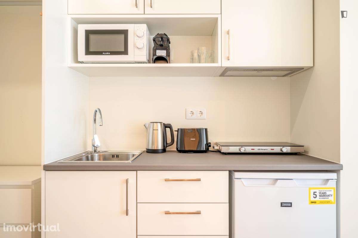 Estúdio - localizado em Olaias Lisbon - Grande imagem: 3/12