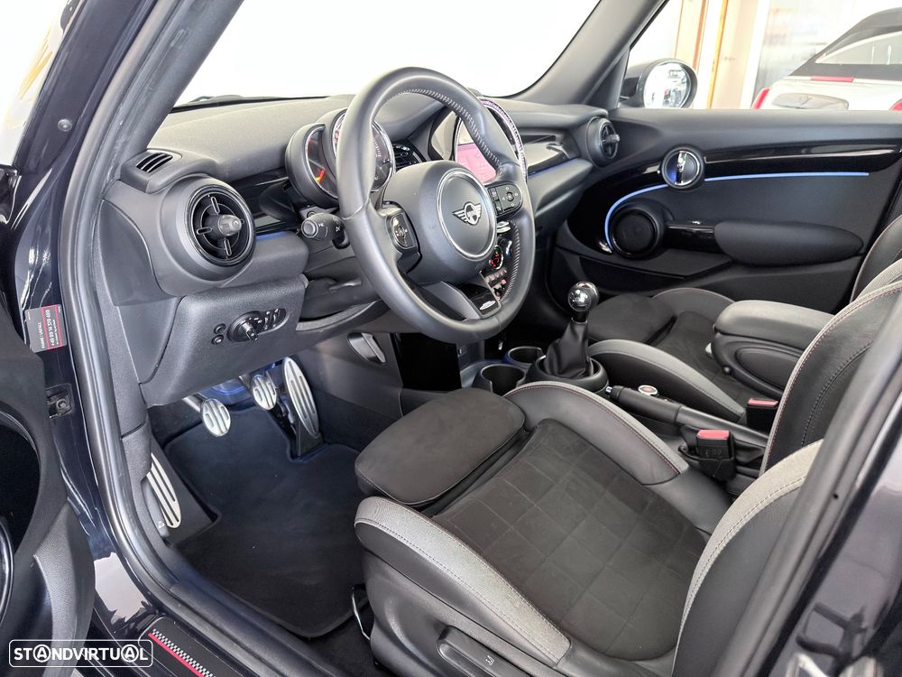 MINI 5 Portas Cooper JCW - 14