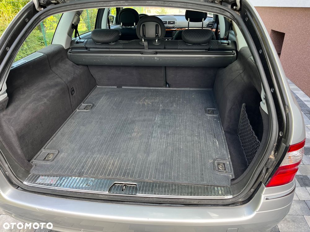 Mercedes-Benz Klasa E 220 CDI Automatik Elegance - 17