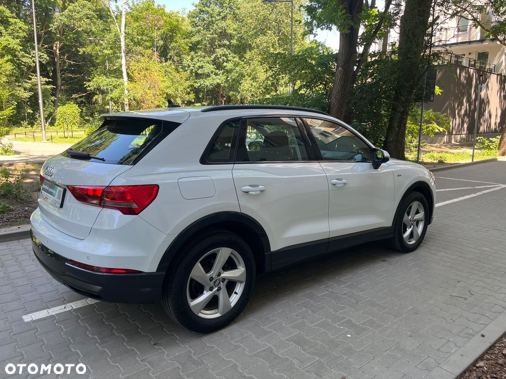 Audi Q3 2.0 TDI S tronic - 8