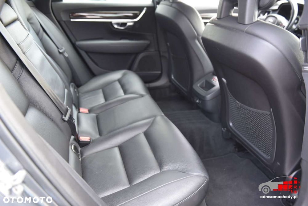 Volvo V90 T5 Momentum - 19