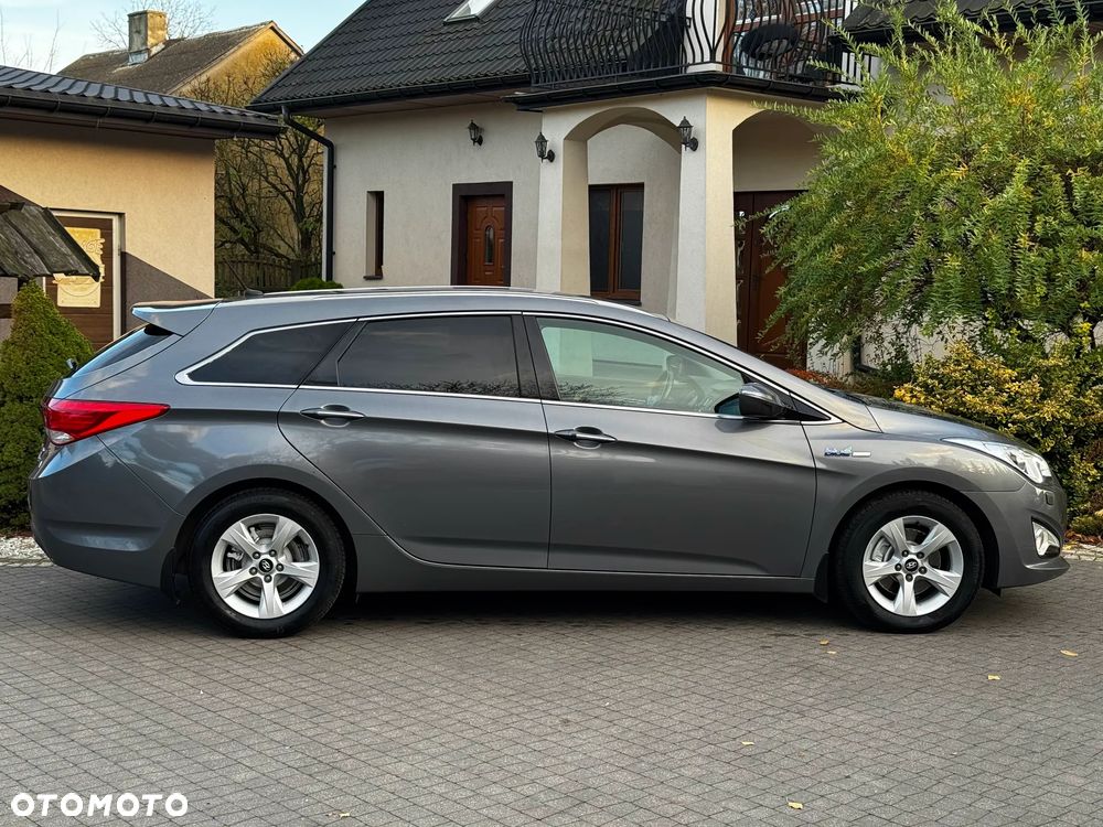 Hyundai i40 1.7 CRDi Comfort + - 5