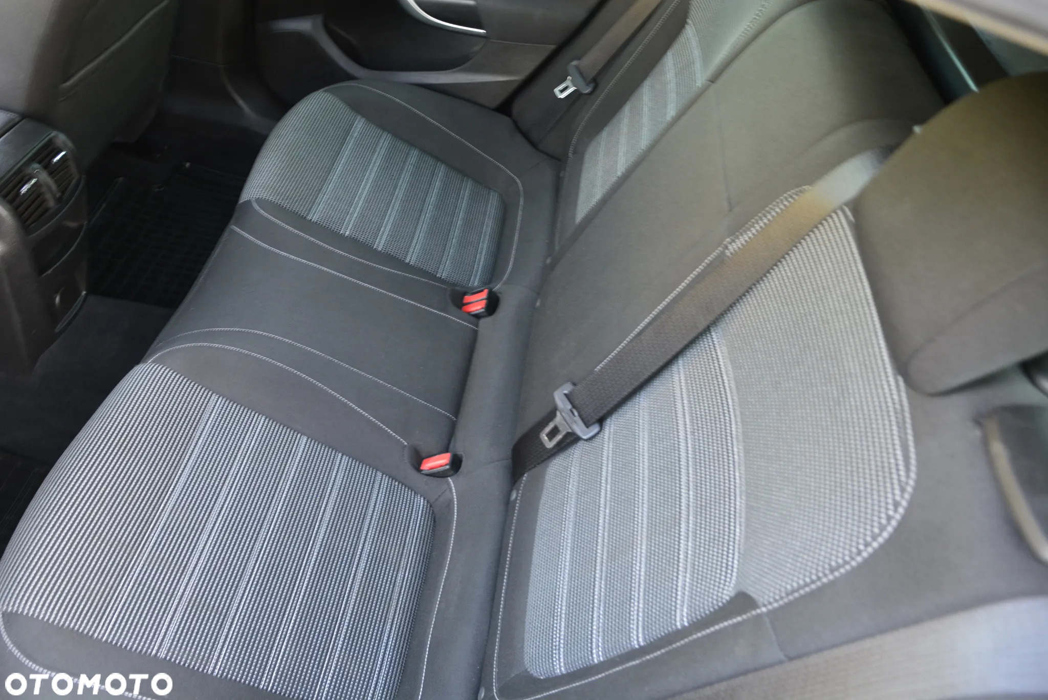 Opel Insignia 2.0 CDTI Cosmo - 22