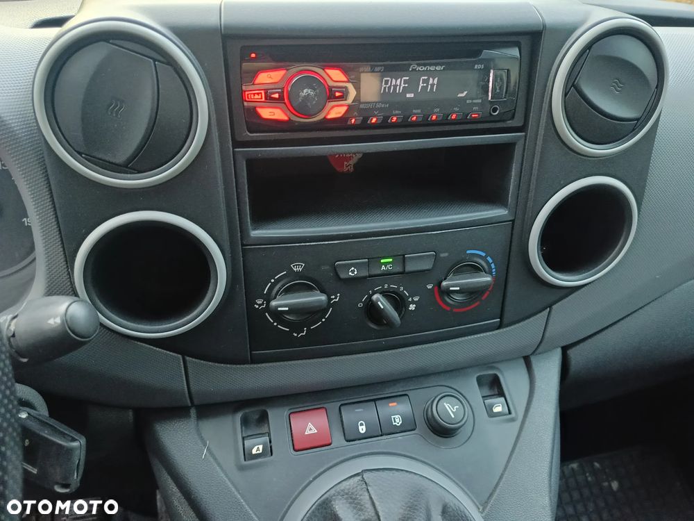 Peugeot PARTNER - 17