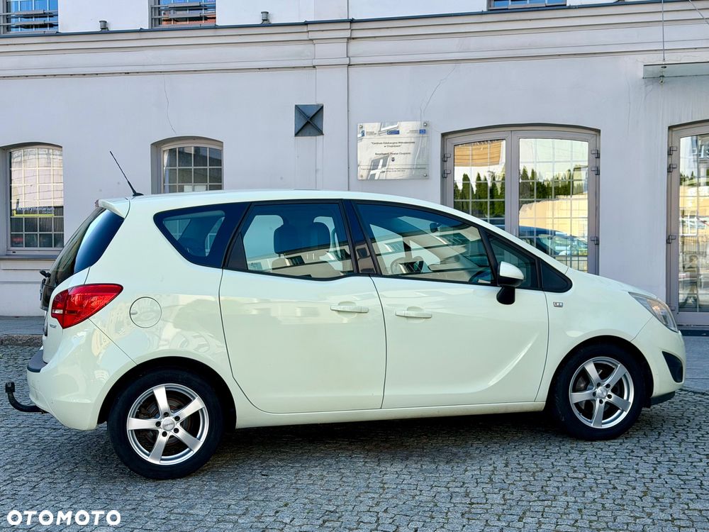 Opel Meriva - 13