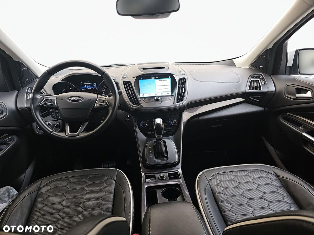 Ford Kuga Vignale 2.0 TDCi AWD - 28