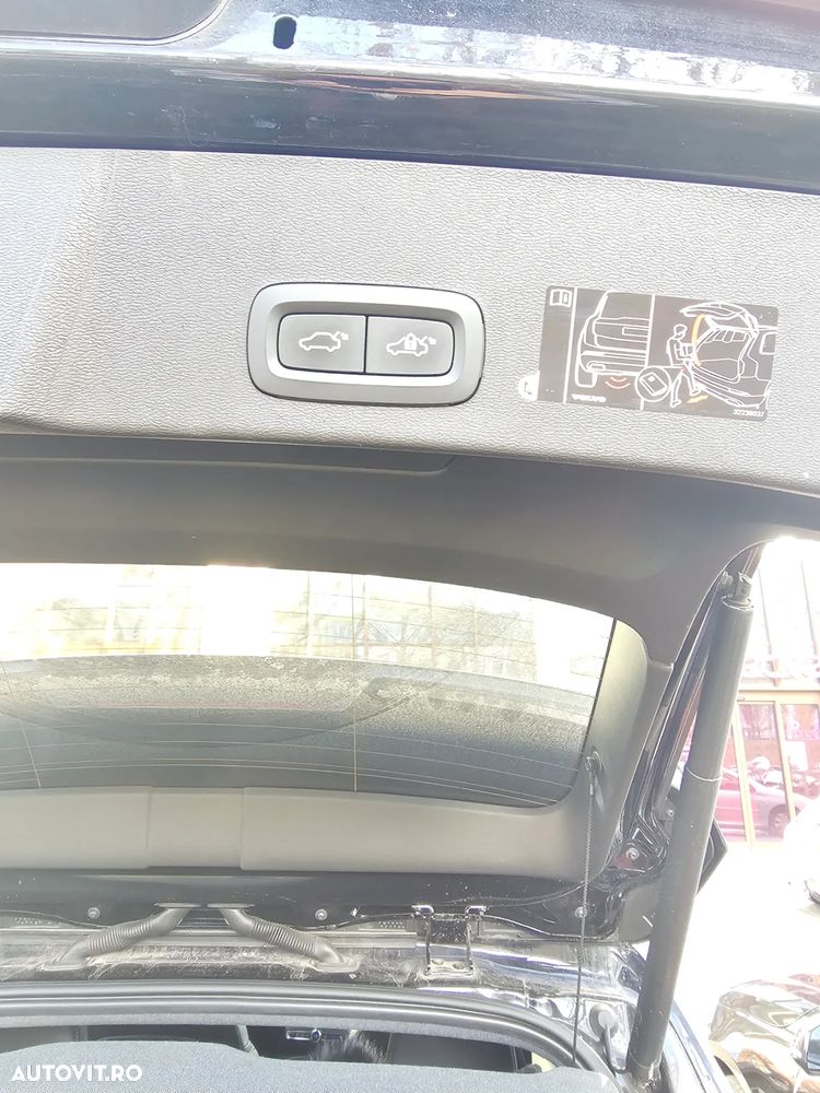 Volvo XC 40 D3 Momentum - 1