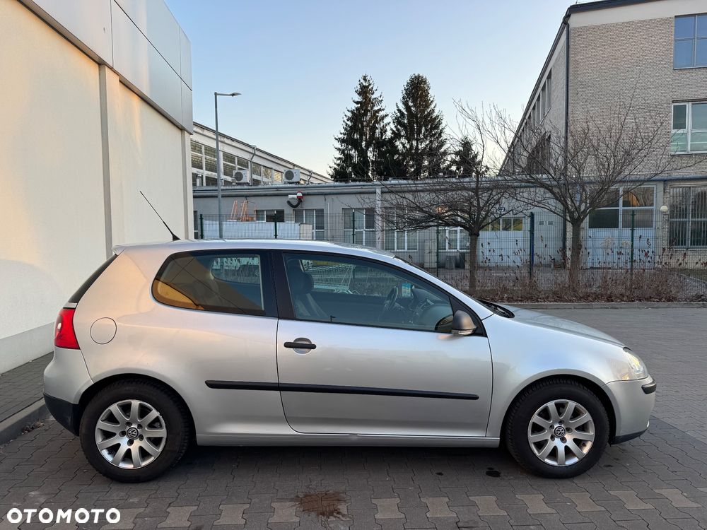 Volkswagen Golf 1.9 TDI Comfortline DSG - 7